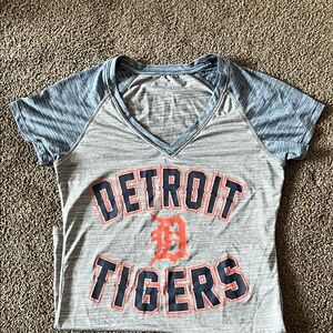 Detroit Tigers V-Neck T-Shirt